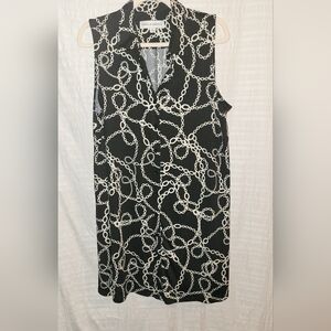 Emma & Michele sleeveless dress.  Button front.  Black & cream.  Chain print